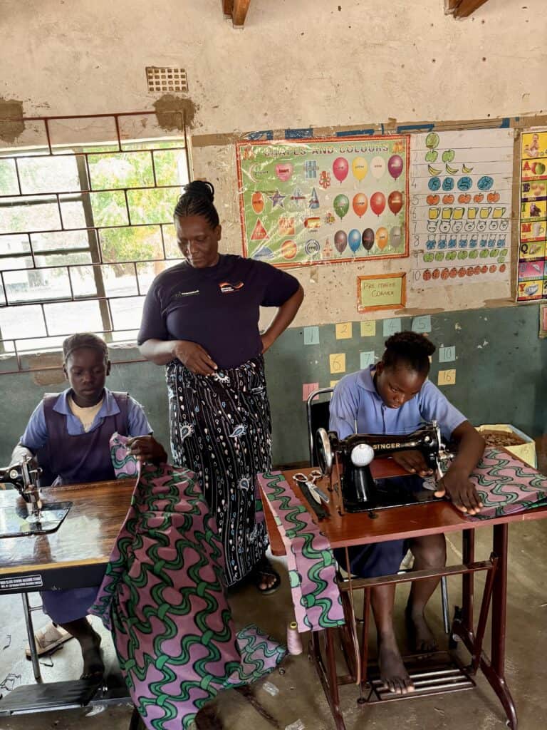 Die strenge Mrs. Sakala